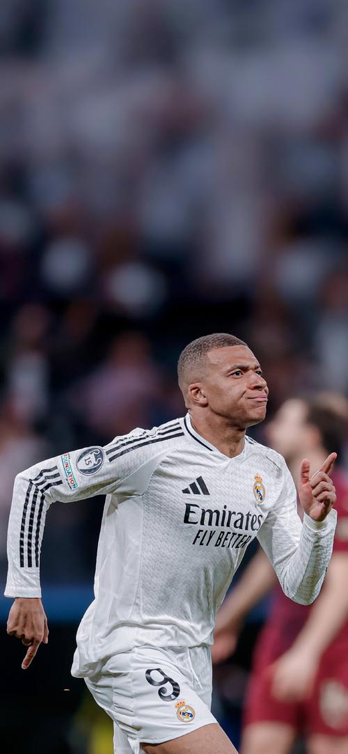 每体：巴萨有罗克20%转会分成，若5000万欧转会可获1000万欧（每体：巴萨握有罗克20%二次转会分成，若5000万欧成交将进账1000万欧）