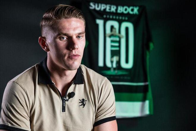 每体：博阿滕昨天再次造访巴萨，并且观看了青年队的比赛（每体：博阿滕昨日再访巴萨，现场观看青年队比赛）