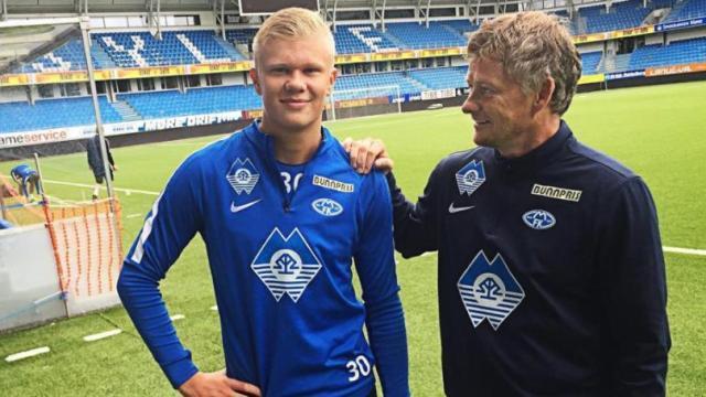 FIFA发布的世界杯赛程以美东时间计算，比北京时间慢12小时（FIFA世界杯赛程以美东时区为准，较北京时间晚12小时）