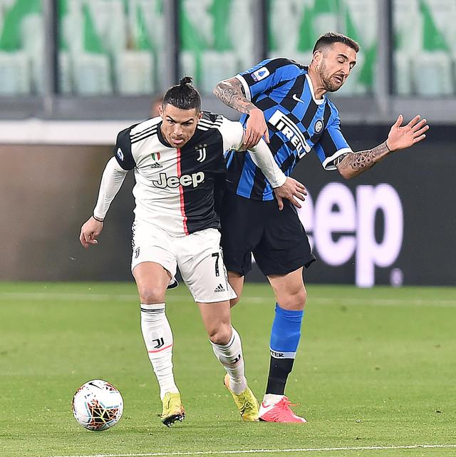 明智之举？米兰杯赛出局未必是坏事，单线作战全力冲击意甲桂冠（未尝不是好事？米兰杯赛止步或成利好，专注联赛剑指意甲冠军）